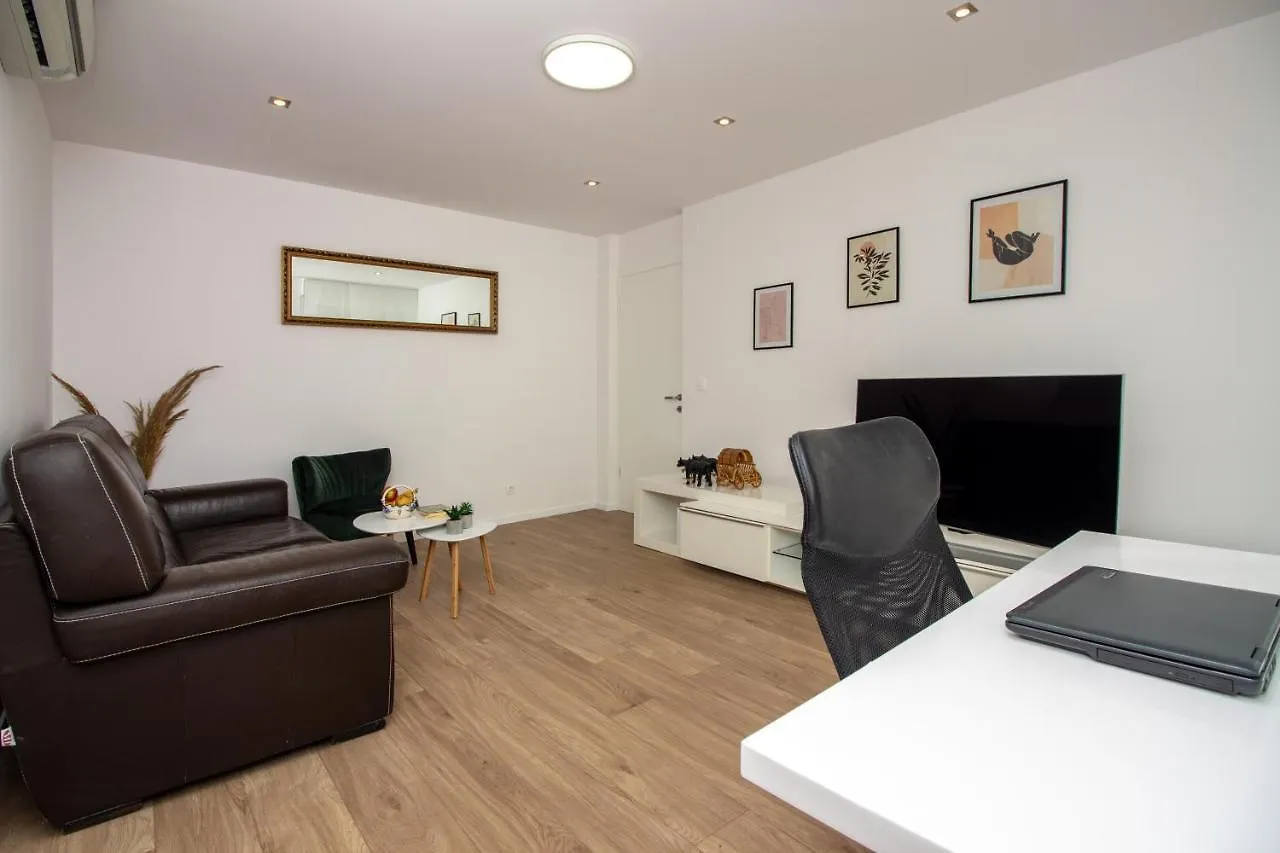 Apartamento Bura2 , With Private Parking In The Garage Split