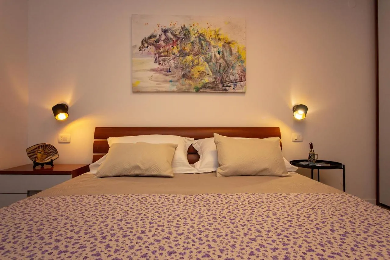 Apartamento Bura2 , With Private Parking In The Garage Split