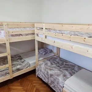 Ostanak kod kuće Centar, Split